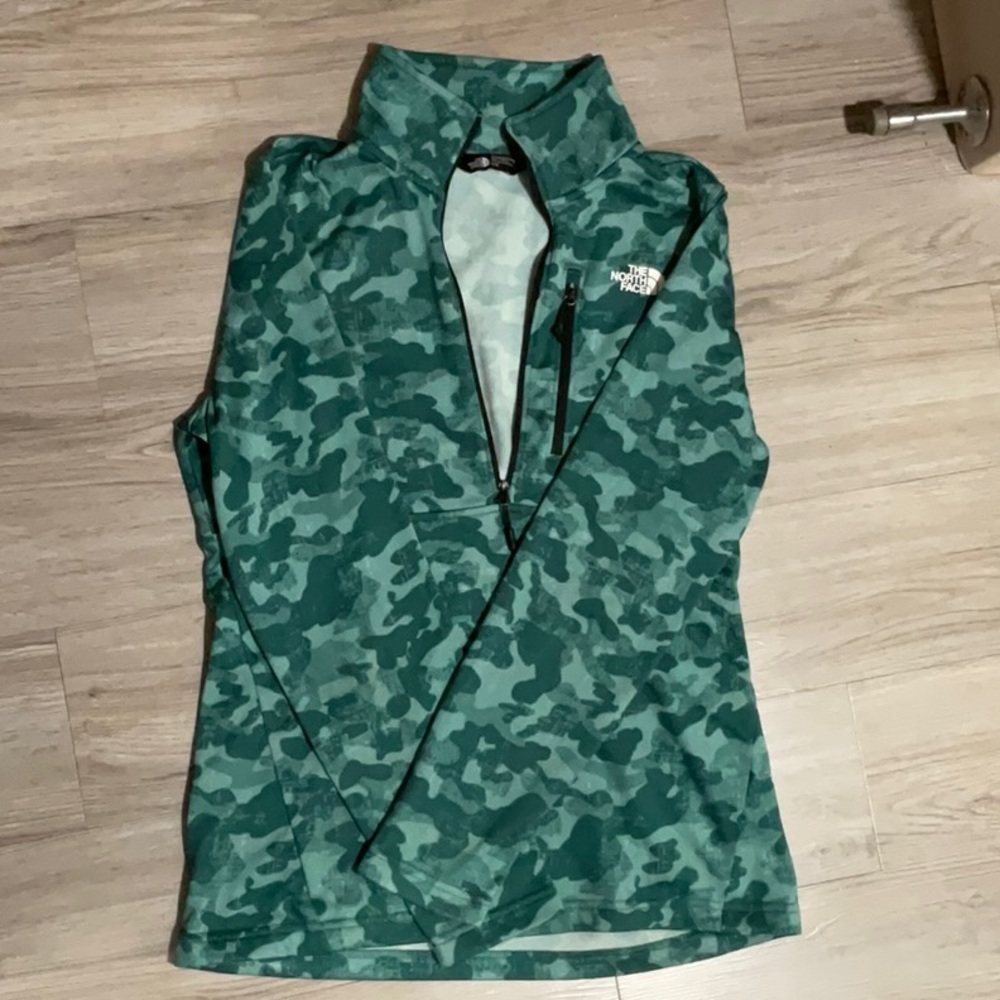 North face quarter zip, green camouflage, size medium